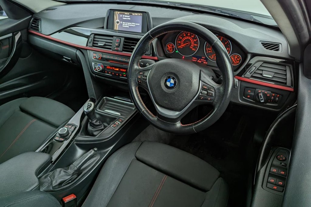 USED 2013 63 BMW 3 SERIES 2.0 318D SPORT 4d 141 BHP 