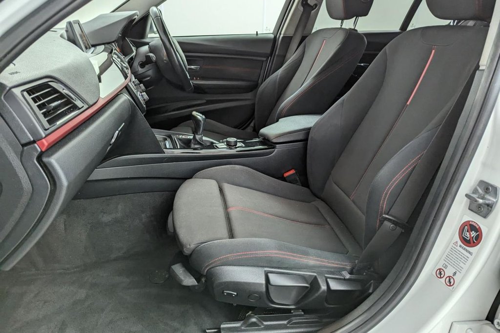 USED 2013 63 BMW 3 SERIES 2.0 318D SPORT 4d 141 BHP 