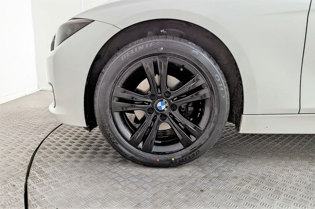 USED 2013 63 BMW 3 SERIES 2.0 318D SPORT 4d 141 BHP 