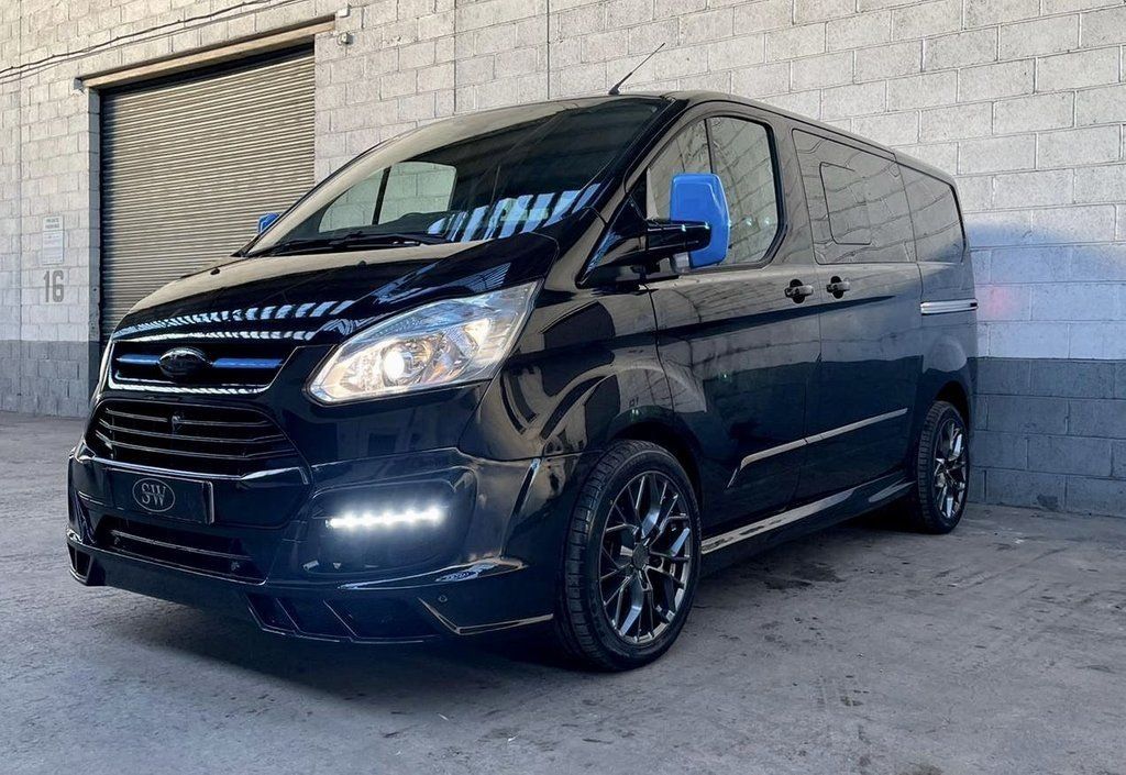 ford transit custom 290 limited spec