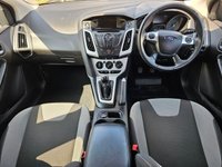 USED 2014 14 FORD FOCUS 1.0 ZETEC NAVIGATOR 5d 99 BHP MD14ZXR FORD FOCUS 1.0 ZETEC NAVIGATOR 5d 99 BHP