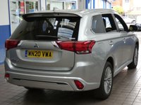 USED 2020 20 MITSUBISHI OUTLANDER 2.4 PHEV DYNAMIC 5d 222 BHP 4WD LEATHER HEATED SEATS REAR VIEW CAMERA 1 OWNER MITSUBISHI WARRANTY TILL MARCH 2025