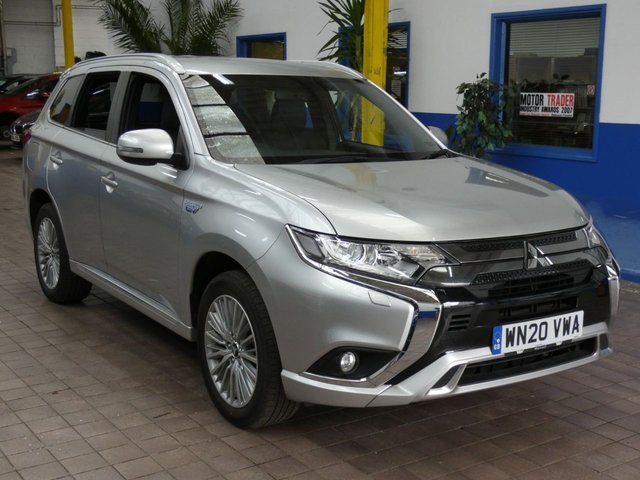 2020 20 Mitsubishi Outlander 2.4 PHEV DYNAMIC 5d 222 BHP