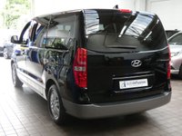 USED 2019 69 HYUNDAI i800 2.5 CRDI SE NAV 5d 134 BHP 8 SEATS HEATED SEATS PARK SENSORS HYUNDAI WARRANTY NOV 2024