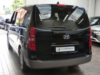 USED 2019 69 HYUNDAI i800 2.5 CRDI SE NAV 5d 134 BHP 8 SEATS HEATED SEATS PARK SENSORS HYUNDAI WARRANTY NOV 2024