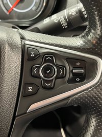 USED 2017 17 VAUXHALL INSIGNIA 2.0 SRI NAV VX-LINE CDTI ECOFLEX S/S 5d 167 BHP Striking Flip Chip Silver , Diamond Cut Alloy Wheels, Spectacular Looking SRI  VX - Line