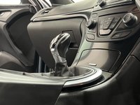 USED 2017 17 VAUXHALL INSIGNIA 2.0 SRI NAV VX-LINE CDTI ECOFLEX S/S 5d 167 BHP Striking Flip Chip Silver , Diamond Cut Alloy Wheels, Spectacular Looking SRI  VX - Line