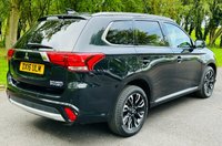 USED 2016 16 MITSUBISHI OUTLANDER 2.0 PHEV GX 4H 5d 161 BHP &pound;0 ROAD TAX / SATELLITE NAVIGATION / ELECTRIC SUNROOF / REAR PARKING CAMERA