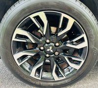 USED 2016 16 MITSUBISHI OUTLANDER 2.0 PHEV GX 4H 5d 161 BHP &pound;0 ROAD TAX / SATELLITE NAVIGATION / ELECTRIC SUNROOF / REAR PARKING CAMERA