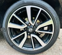 USED 2017 17 NISSAN QASHQAI 1.6 DCI TEKNA 5d 128 BHP IMMACULATE CONDITION PANORAMIC SUNROOF SATELLITE NAVIGATION