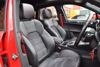 USED 2016 C PORSCHE MACAN 3.0 GTS PDK 5d 355 BHP PAN ROOF / AIR SUSP / BOSE