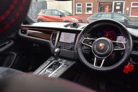 USED 2016 C PORSCHE MACAN 3.0 GTS PDK 5d 355 BHP PAN ROOF / AIR SUSP / BOSE