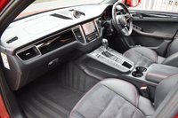 USED 2016 C PORSCHE MACAN 3.0 GTS PDK 5d 355 BHP PAN ROOF / AIR SUSP / BOSE
