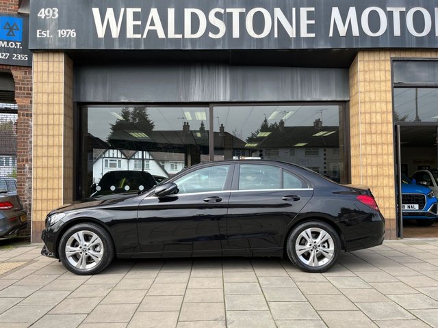 2017 67 Mercedes-Benz C-Class 2.0 C 200 SE EXECUTIVE 4d 184 BHP