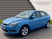 USED 2010 10 FORD FOCUS 1.6 ZETEC 5d 100 BHP HEATED FRONT SCREEN - A/C