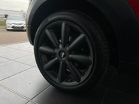 USED 2014 64 MINI COUNTRYMAN 1.6 COOPER S 5d 184 BHP OVER &pound;7.8K OPTIONAL EXTRAS