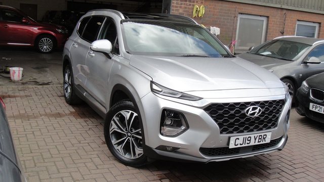 View our HYUNDAI SANTA FE