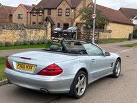 USED 2005 05 MERCEDES-BENZ SL 5.0 SL500 2d 302 BHP FSH MASSIVE SPEC ONLY 58K VGC