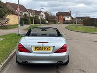 USED 2005 05 MERCEDES-BENZ SL 5.0 SL500 2d 302 BHP FSH MASSIVE SPEC ONLY 58K VGC