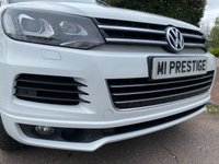 USED 2014 14 VOLKSWAGEN TOUAREG 3.0 V6 R-LINE TDI BLUEMOTION TECHNOLOGY 5d 242 BHP SATNAV - HTD STEERING AND SEATS