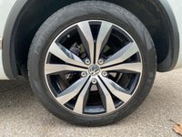 USED 2014 14 VOLKSWAGEN TOUAREG 3.0 V6 R-LINE TDI BLUEMOTION TECHNOLOGY 5d 242 BHP SATNAV - HTD STEERING AND SEATS