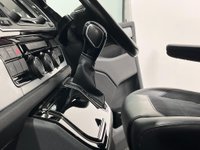 USED 2017 67 VOLKSWAGEN CARAVELLE 2.0 EXECUTIVE TDI BMT 5d 148 BHP Striking Candy White / Contrast Black Privacy glass, Chrome pack,