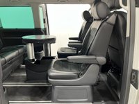 USED 2017 67 VOLKSWAGEN CARAVELLE 2.0 EXECUTIVE TDI BMT 5d 148 BHP Striking Candy White / Contrast Black Privacy glass, Chrome pack,