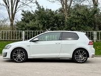 USED 2013 63 VOLKSWAGEN GOLF 2.0 GTD 3d 182 BHP VW GOLF GTD/ FULL SERVICE HISTORY / SAT NAV