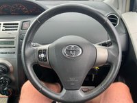 USED 2010 10 TOYOTA YARIS 1.3 TR VVT-I 5d 99 BHP Only &pound;35 Road Tax + A/C & Parking Sensors