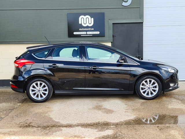 View our FORD FOCUS