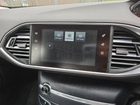 USED 2015 15 PEUGEOT 308 1.2 PURETECH S/S ACTIVE 5d 110 BHP VO15EFK PEUGEOT 308 1.2 PURETECH S/S ACTIVE 5d 110 BHP