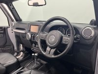 USED 2013 62 JEEP WRANGLER 2.8 CRD OVERLAND 2d 197 BHP JEEP WRANGLER OVERLAND EDITION
