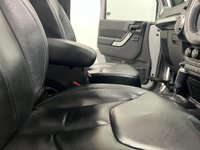 USED 2013 62 JEEP WRANGLER 2.8 CRD OVERLAND 2d 197 BHP JEEP WRANGLER OVERLAND EDITION