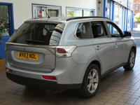USED 2013 63 MITSUBISHI OUTLANDER 2.3 DI-D GX 4 5d 147 BHP 7 Seats. Leather. Sat Nav. Reversing Camera, Heated Seats, Electric Sunroof, Electric folding mirrors, Bluetooth Audio,