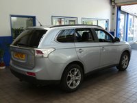 USED 2013 63 MITSUBISHI OUTLANDER 2.3 DI-D GX 4 5d 147 BHP 7 Seats. Leather. Sat Nav. Reversing Camera, Heated Seats, Electric Sunroof, Electric folding mirrors, Bluetooth Audio,