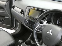 USED 2013 63 MITSUBISHI OUTLANDER 2.3 DI-D GX 4 5d 147 BHP 7 Seats. Leather. Sat Nav. Reversing Camera, Heated Seats, Electric Sunroof, Electric folding mirrors, Bluetooth Audio,
