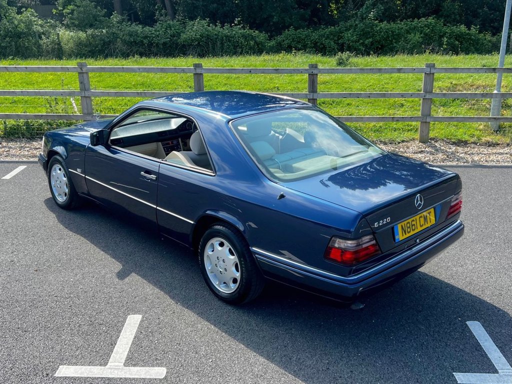 USED 1996 N MERCEDES-BENZ E-CLASS E220 // 2.2 150 BHP // W124 // Pillarless Coupe // 2d // px swap 