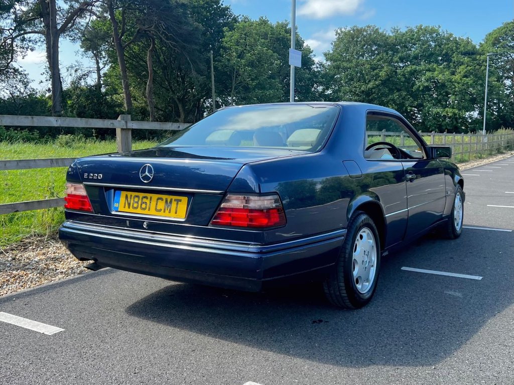 USED 1996 N MERCEDES-BENZ E-CLASS E220 // 2.2 150 BHP // W124 // Pillarless Coupe // 2d // px swap 