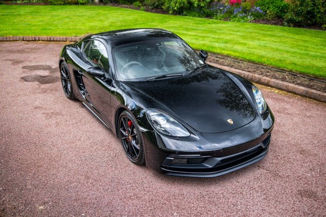 View our PORSCHE 718
