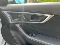 USED 2018 18 JAGUAR F-TYPE 2.0 I4 R-DYNAMIC 2d 296 BHP Low mileage