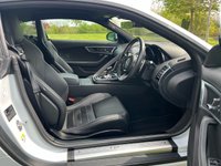 USED 2018 18 JAGUAR F-TYPE 2.0 I4 R-DYNAMIC 2d 296 BHP Low mileage