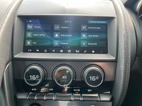 USED 2018 18 JAGUAR F-TYPE 2.0 I4 R-DYNAMIC 2d 296 BHP Low mileage