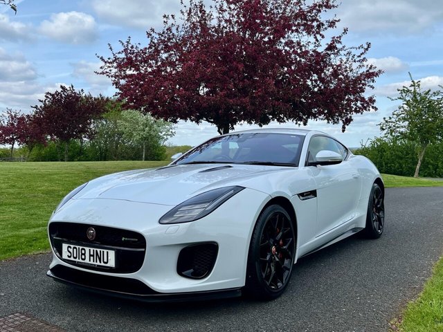 2018 18 Jaguar F-Type 2.0 I4 R-DYNAMIC 2d 296 BHP