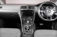 USED 2018 67 VOLKSWAGEN GOLF 1.6 SE NAVIGATION TDI BLUEMOTION TECHNOLOGY DSG 5d 114 BHP + NATIONWIDE HOME DELIVERY +
