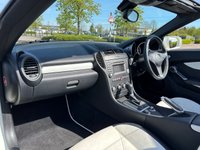 USED 2009 59 MERCEDES-BENZ SLK 1.8 SLK200 KOMPRESSOR 2d 184 BHP FULL WHITE LEATHER INTERIOR