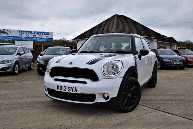 View our MINI COUNTRYMAN