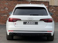 USED 2017 67 AUDI A4 S4 Quattro (354) V6 Turboharger 5dr Avant 8 speed Tip Tronic Automatic Euro 6 (Navigation / Fine Nappa Leather) NATIONWIDE DELIVERY - RESERVE ONLINE TODAY
