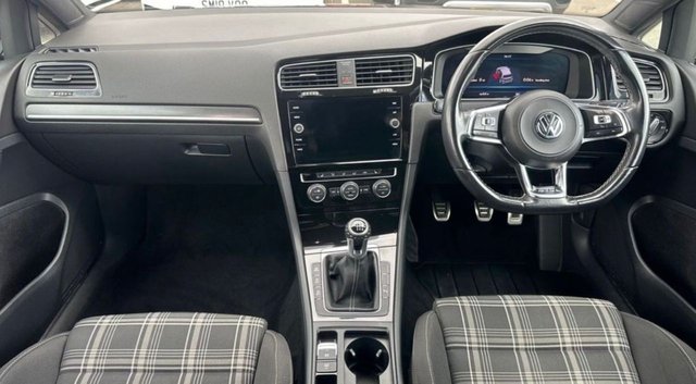 2018 VOLKSWAGEN GOLF - Photo 6