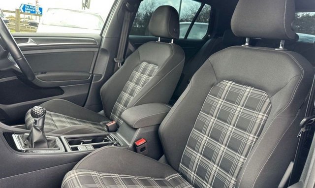 2018 VOLKSWAGEN GOLF - Photo 7