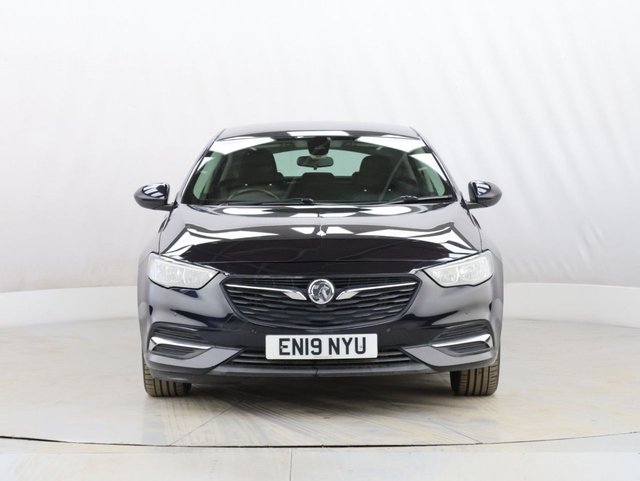2019 Vauxhall Insignia Grand Sport 1.6L Design Nav 5dr - Photo 3